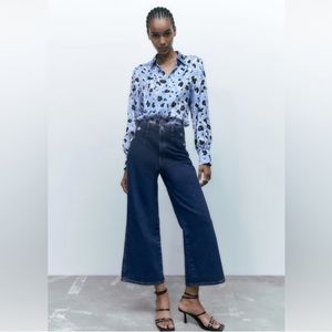 Zara Womens Jeans Wide Leg Cropped With Gold Buttons